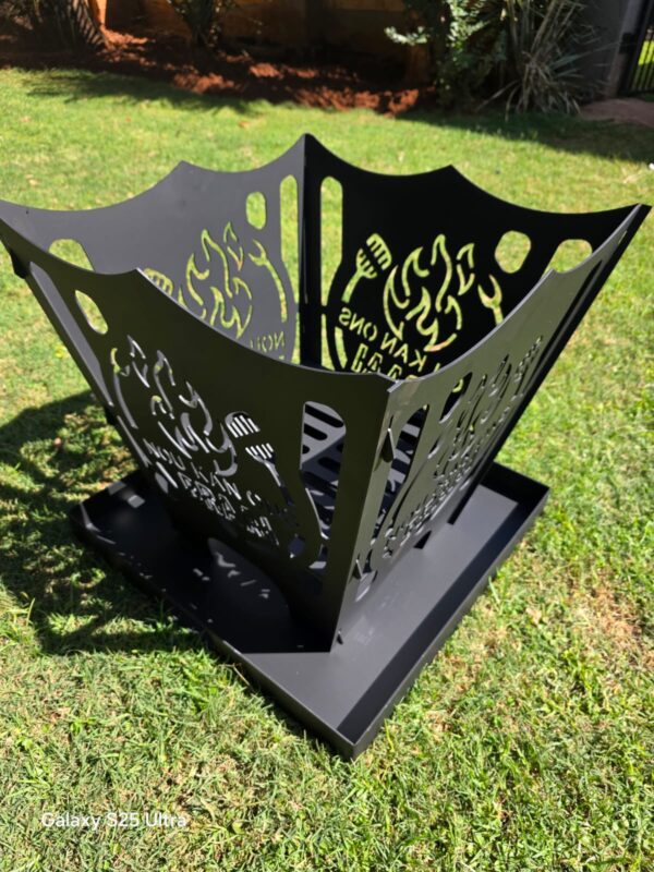 Boma Fire Pit - Image 4